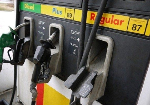 Preço médio da gasolina cai pela 6ª semana seguida, diz ANP