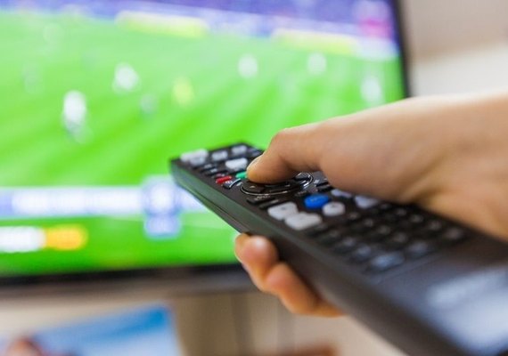 Equatorial alerta sobre como aproveitar os jogos e evitar acidentes com a rede elétrica