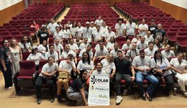 Alexandre Barillari recebe grupo da Pestalozzi de Maceió