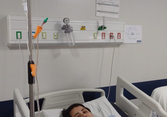 Jovem realiza campanha para comprar medicamento que custa R$ 1.200 uma única caixa