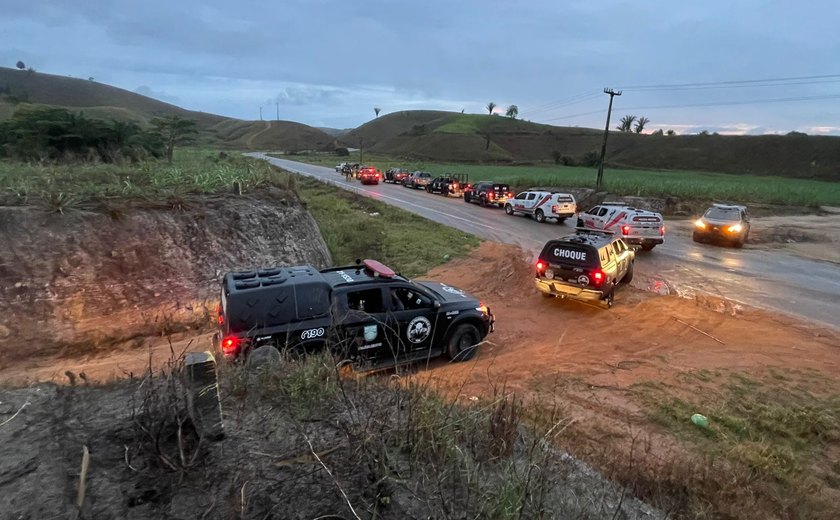 Operação Retomada apreende armas e prende suspeitos de crimes em Matriz de Camaragibe