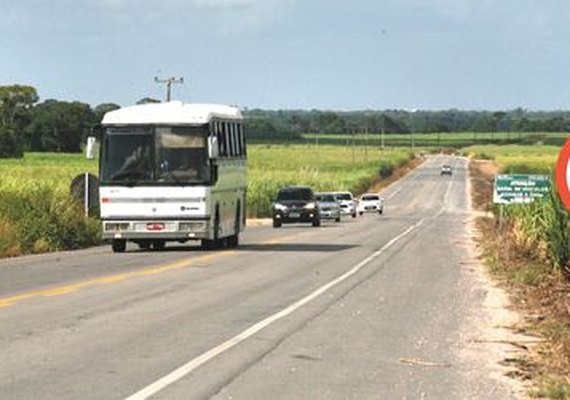 Motorista foge pós atropelar pedestre na AL 105 Norte