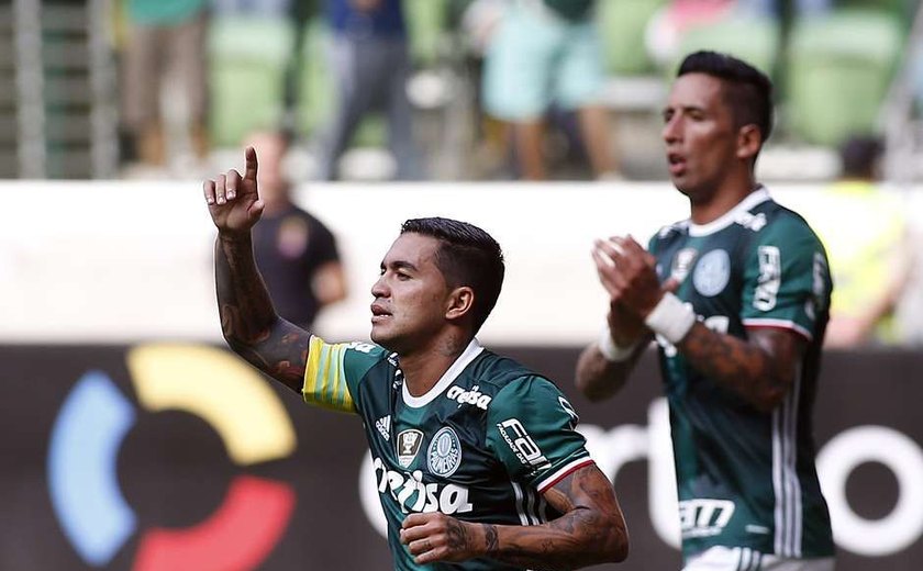 Palmeiras bate Sport em casa e amplia distância para o Fla