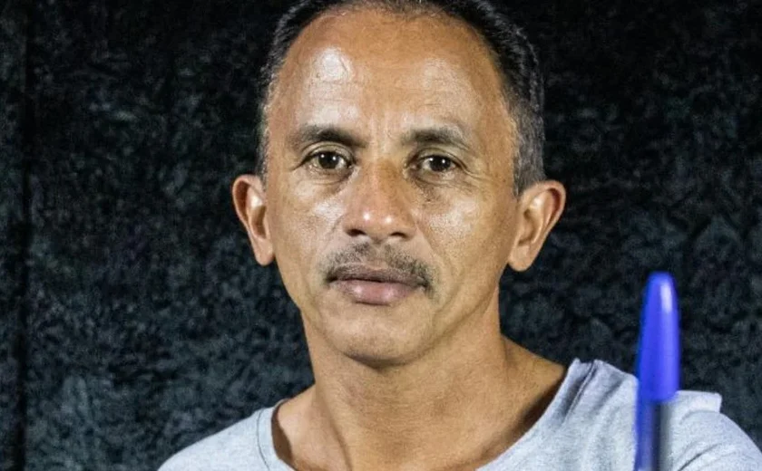 Autor de Caneta Azul se torna candidato a deputado após sofrer golpe milionário de empresário