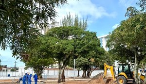 Obra de revitalização da Praça da Faculdade avança e chega a 55% de execução
