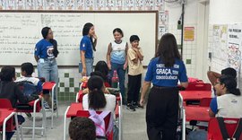 Samu nas Escolas reduz trotes e ensina primeiros socorros a alunos do Jacintinho