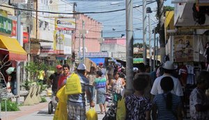 Indicador de consumo retrai em maio e reflete desemprego