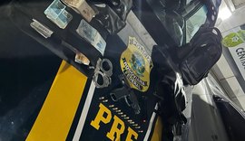 PRF prende em Maceió homem por porte ilegal de arma de fogo e lavagem de dinheiro