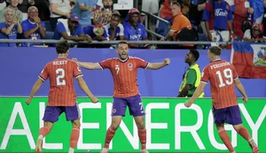 Escócia vence Haiti e vira líder do grupo do Brasil na Copa do Mundo