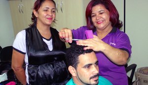 Sine oferece serviço de corte de cabelo para trabalhadores