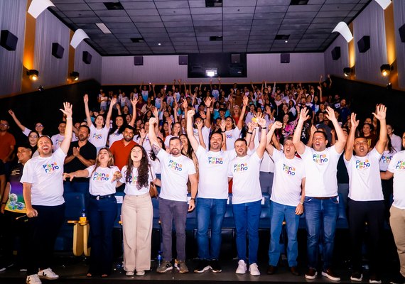 Vereadores participam do lançamento do Plenarinho com presença de 150 estudantes