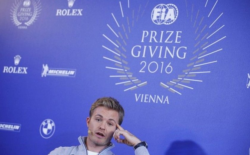 Nico Rosberg surpreende e anuncia aposentadoria da F1 após ser campeão