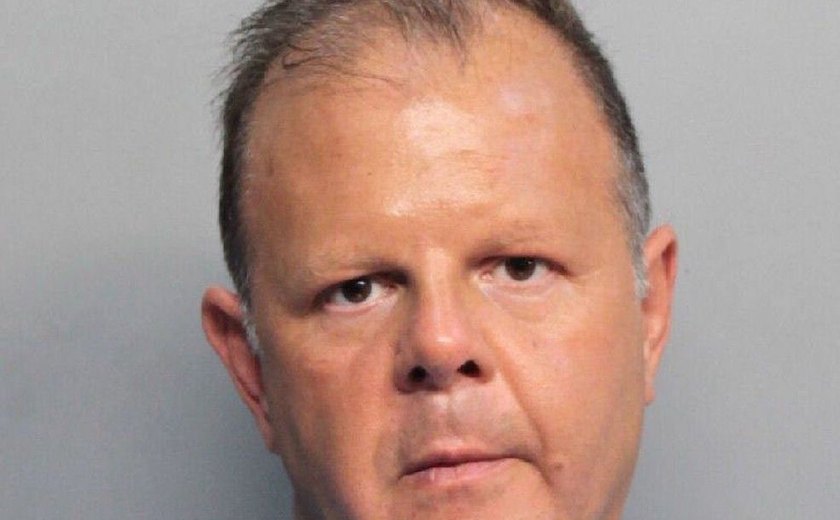 Homem é detido em Miami depois de ameaçar Trump de morte no Twitter