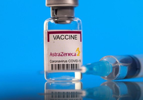 Lote de 220 mil doses da vacina do Covax Facility chega ao Brasil