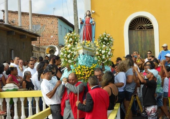 Piaçabuçu terá shows e procissão fluvial na Festa de Bom Jesus