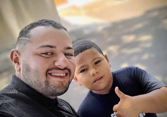 Em iniciativa voltada à promoção da cidadania, crianças do Gigantinhos ganham direito ao registro paterno na certidão de nascimento