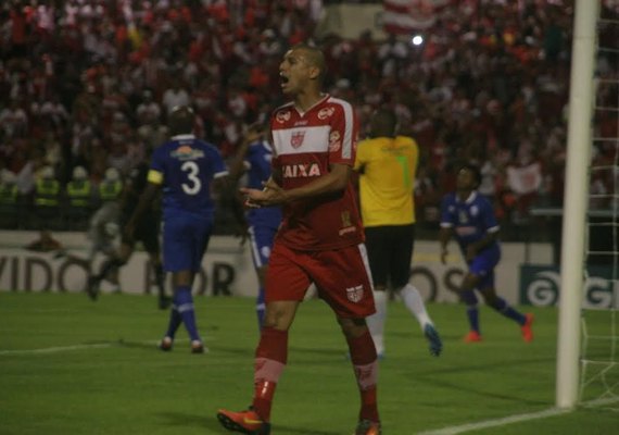 Visando grande partida, Neto Baiano foca em clássico com CSA