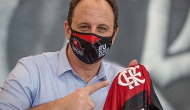 Em apresentação, técnico Rogério Ceni cita Zico e promete Flamengo ofensivo