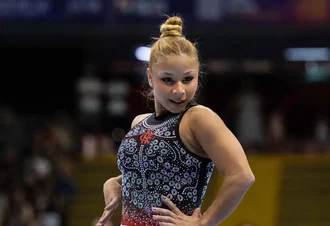 Flávia Saraiva fatura ouro na trave e no solo no Campeonato Brasileiro
