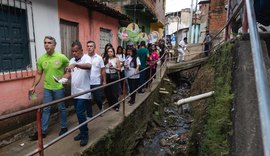 Rafael Brito percorre a Grota das Piabas e propõe melhorias na limpeza da cidade
