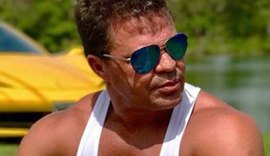 Cantor Eduardo Costa se isola do mundo após ser esnobado por suas polêmicas