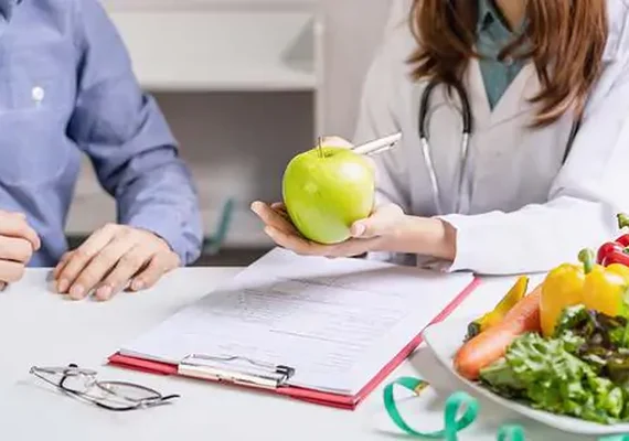 Saiba quais são os riscos das dietas sem acompanhamento nutricional