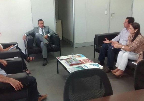 TCU promoverá articulação para sanar problema da Sesau com municípios