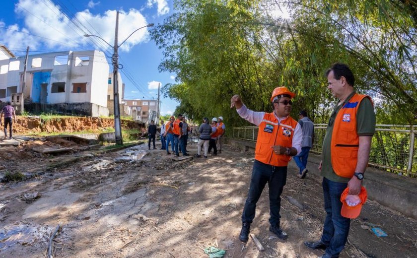 Defesa Civil Nacional e CPRM visitam bairros de Maceió para auxiliar em estudos e monitoramento