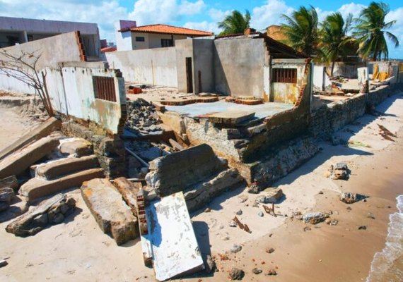 Especialista alagoano em proteção costeira faz novo alerta sobre o avanço do mar no Estado
