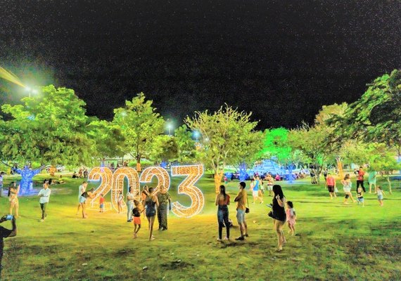 Clima de Natal une famílias no Bosque das Arapiracas