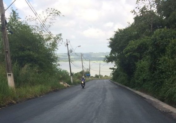Ladeira de Fernão Velho é liberada e linhas de ônibus voltam a operar na região