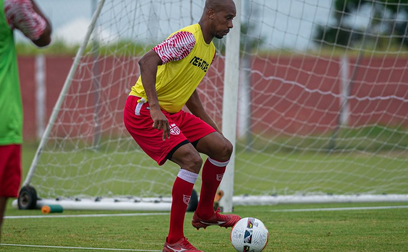 Galo treina para vencer segundo jogo do estadual