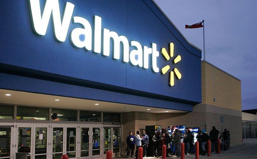 Walmart impulsiona e índices de ações dos EUA fecham em patamar recorde