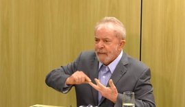 'Eu durmo com a consciência tranquila ao contrário de Moro', diz Lula