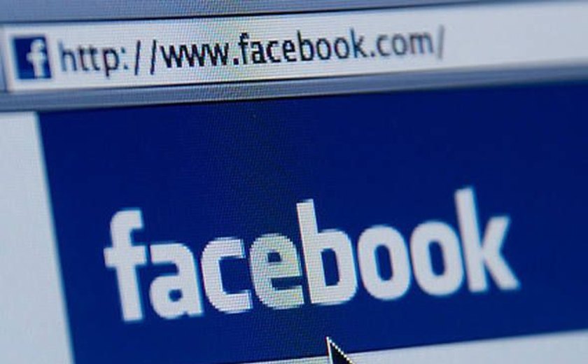 Rússia ameaça banir Facebook do país