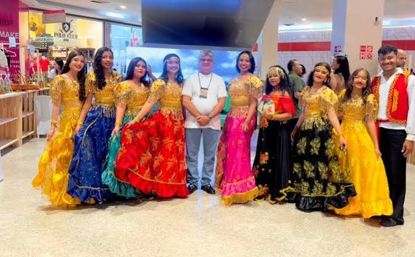 Grupo de Dança Cigana leva a história de Tanque d'Arca ao público da 1ª EXPO SERRAS E QUILOMBOS