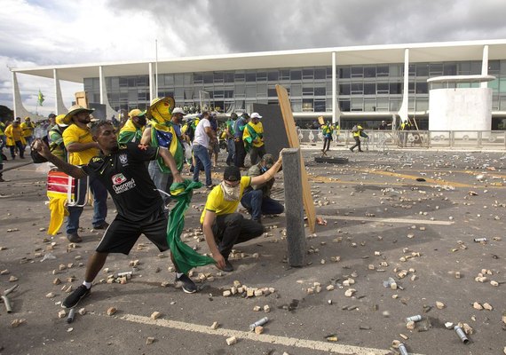 Mais 70 denúncias por atos golpistas são recebidas pelo STF