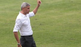 Diretoria decide manter o técnico Hernán Crespo como técnico do São Paulo