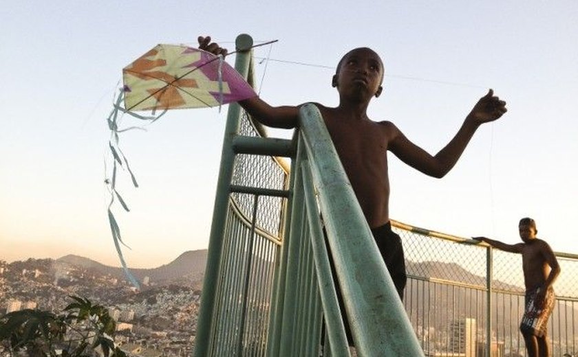 Campanha 'Cerol Não' leva conscientização à população