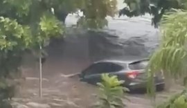 Bombeiros buscam por mulher desaparecida após chuva em Piracicaba