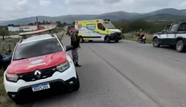 Professora morre em acidente na AL-145 na tarde desta quarta-feira (24)