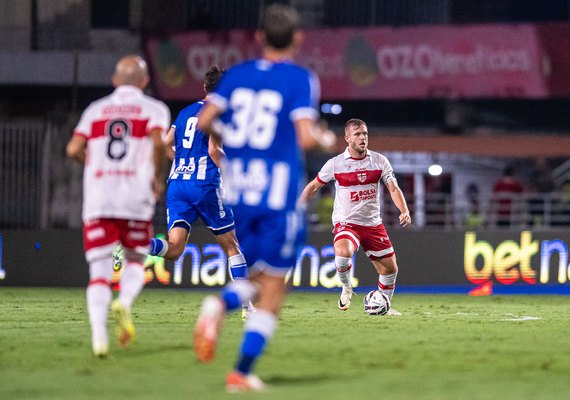 CRB perde para o Avaí no Estádio Rei Pelé e segue sem vencer na Série B