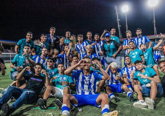 Base campeã no CSA deve ser aproveitada