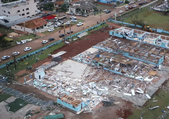 Número de feridos chega a 750 após passagem de tornado pelo Paraná