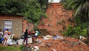 Temporal causa vários estragos e prejuízos em Maceió