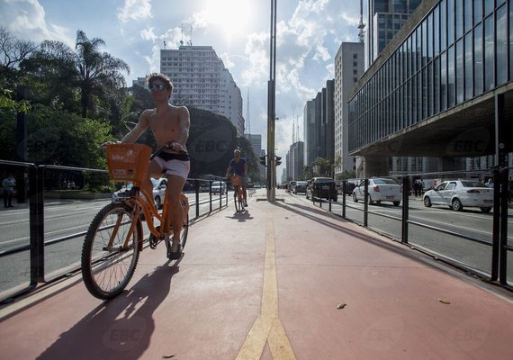 Centro histórico de São Paulo tem ruas fechadas no Dia Mundial sem Carro