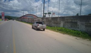 Condutor de carro de passeio e de cinquentinha colidem em Matriz de Camaragibe