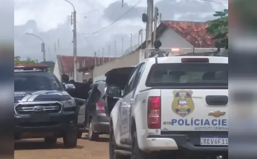 PC recupera veículo roubado em assalto à casa da mãe de prefeito de Pão de Açúcar