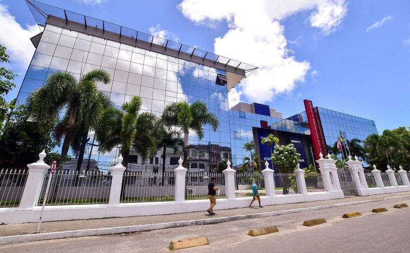 Governo de Alagoas confirma pagamento dos servidores para 27 de outubro