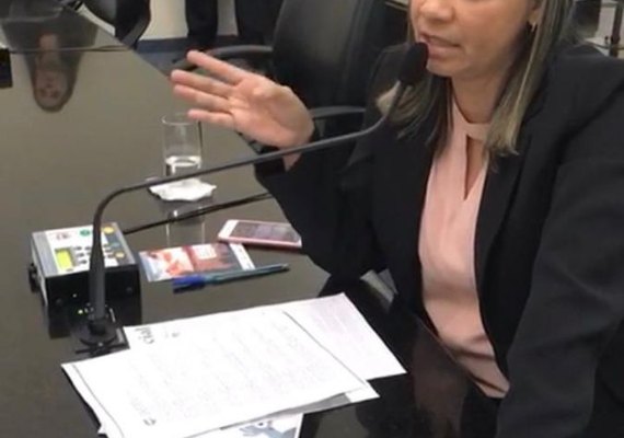 Deputada Flávia Cavalcante pede construção de Cisp em Porto Calvo e Matriz do Camaragibe